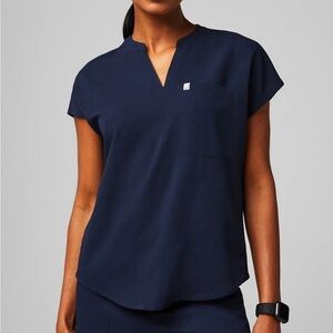 Fabletics scrub xxl/1x high rise on call jogger and evolve scrub top size 16-18
